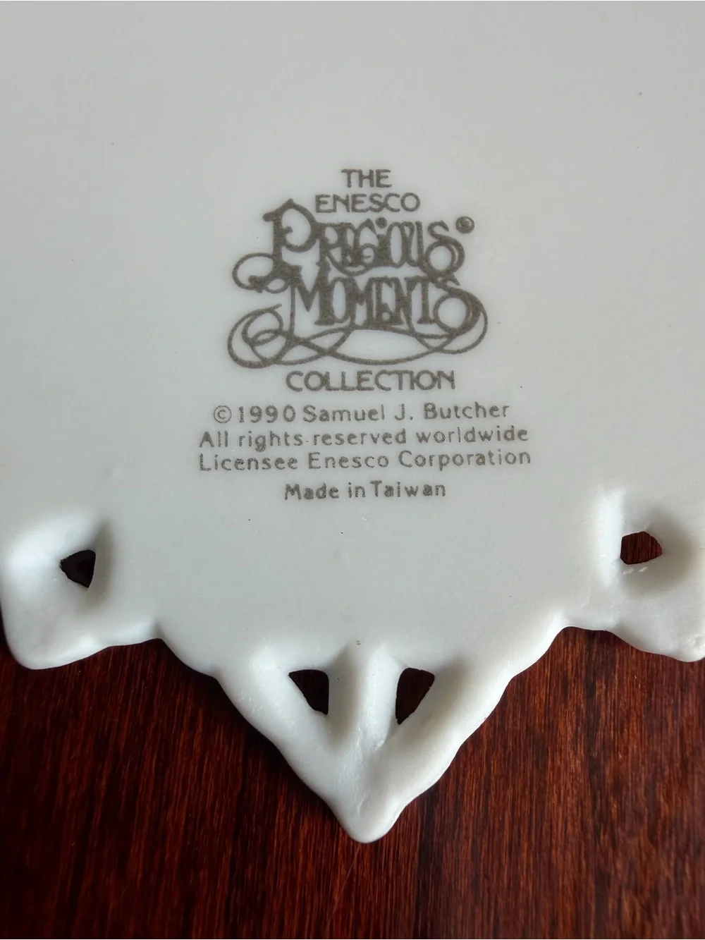 Vintage 1990 Precious Moments Enesco 4Pc Porcelain Snowflake Christmas Ornaments